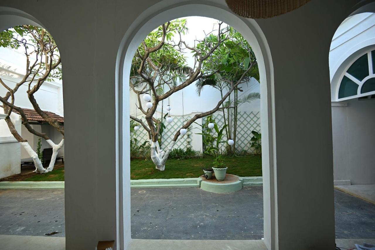 La Cedille - French Heritage House Pondicherry Exterior photo